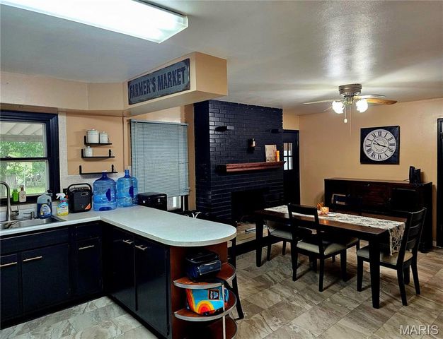 8 Friendship Court, Troy, MO 63379