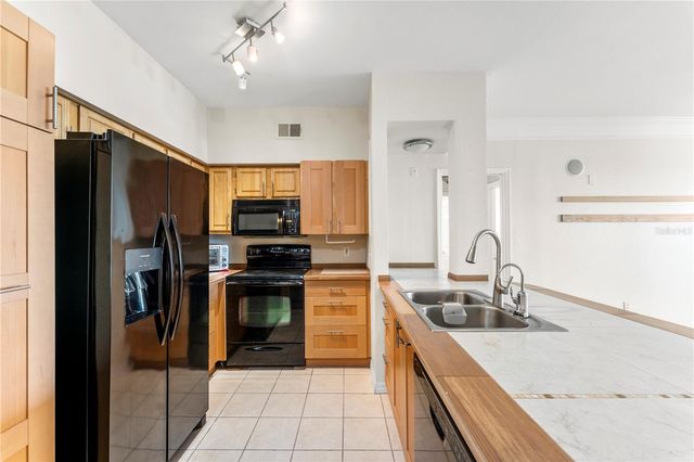 3384 CORONA VILLAGE WAY 102, Orlando, FL 32835