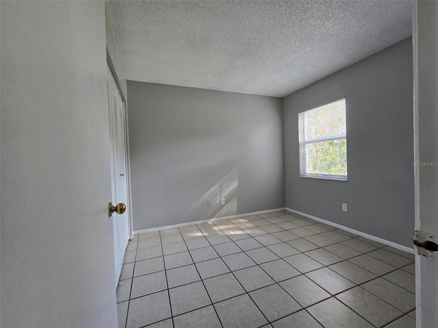 7186 E BANK DRIVE 7186, Tampa, FL 33617