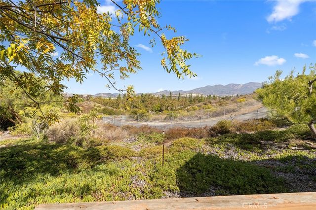 27651 White Fir, Mission Viejo, CA 92691