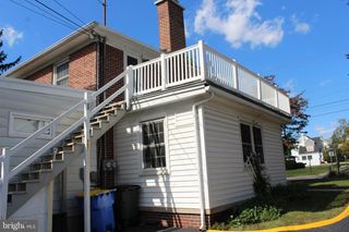 1820 E MARKET ST #2ND FL, York, PA 17402