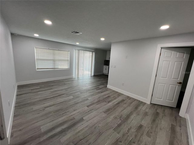 4210 RIVER HILLS DRIVE, Tampa, FL 33617