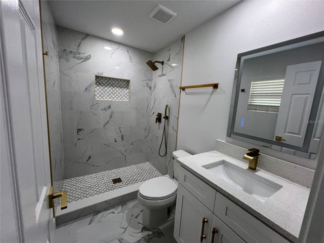 4210 RIVER HILLS DRIVE, Tampa, FL 33617