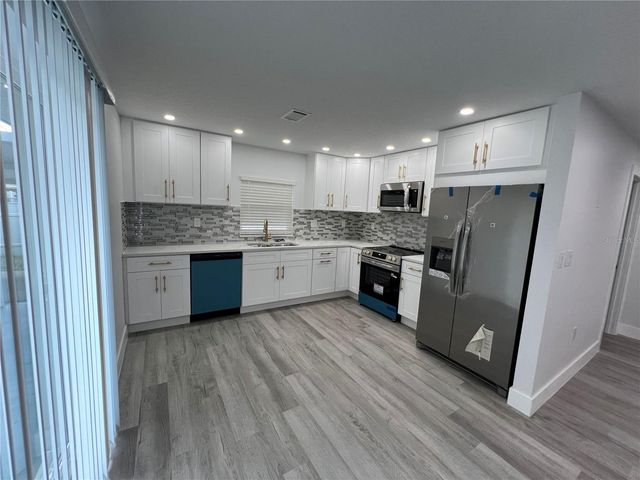 4210 RIVER HILLS DRIVE, Tampa, FL 33617