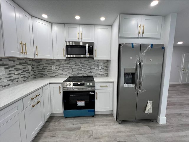 4210 RIVER HILLS DRIVE, Tampa, FL 33617