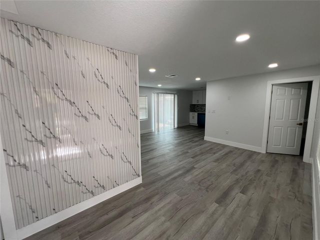 4210 RIVER HILLS DRIVE, Tampa, FL 33617