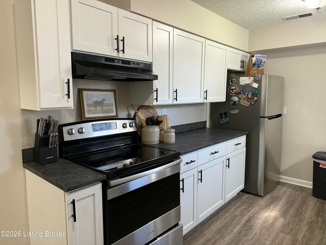95 Eminence Pike, Shelbyville, KY 40065