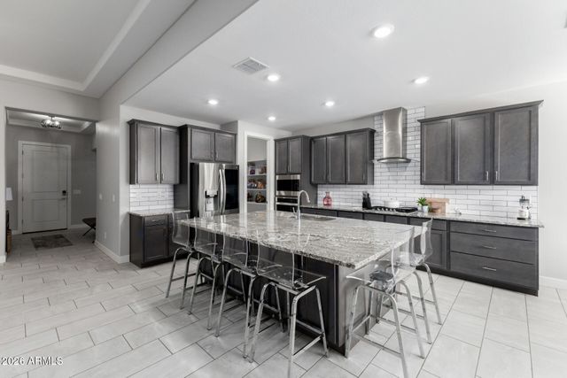 18399 W BROOKWOOD Drive, Goodyear, AZ 85338