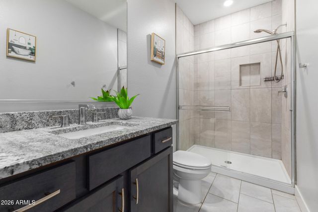 18399 W BROOKWOOD Drive, Goodyear, AZ 85338