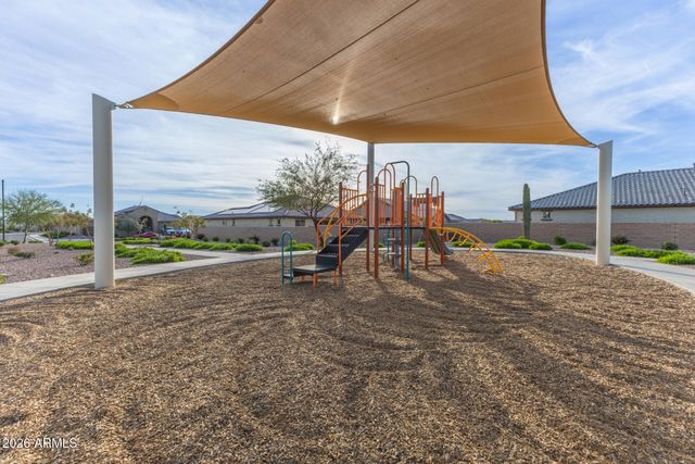 18399 W BROOKWOOD Drive, Goodyear, AZ 85338