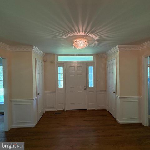 3502 HOLLY RD, Annandale, VA 22003