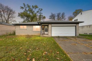 14421 Labelle Street, Oak Park, MI 48237