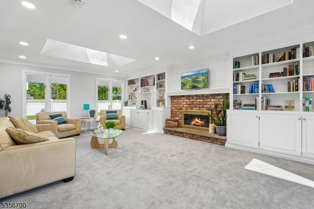 1 Shephard Pl, Morris Twp., NJ 07960