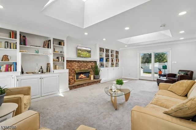 1 Shephard Pl, Morris Twp., NJ 07960