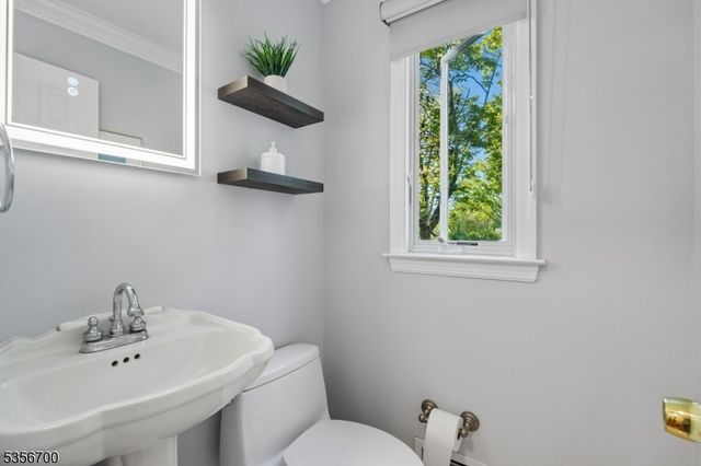 1 Shephard Pl, Morris Twp., NJ 07960