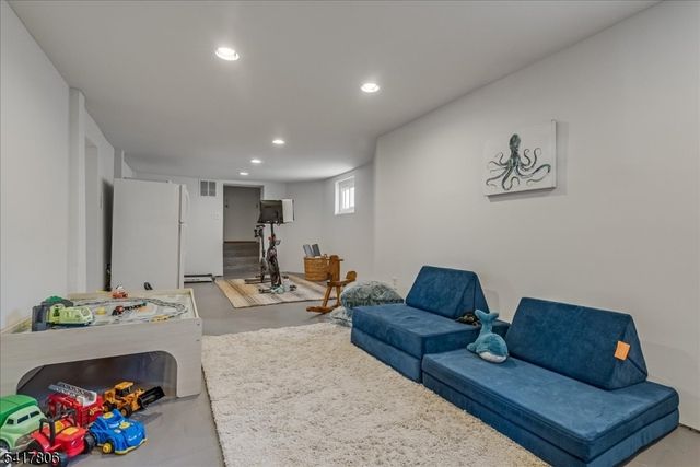 235 Waverly Pl, South Orange Village Twp., NJ 07079