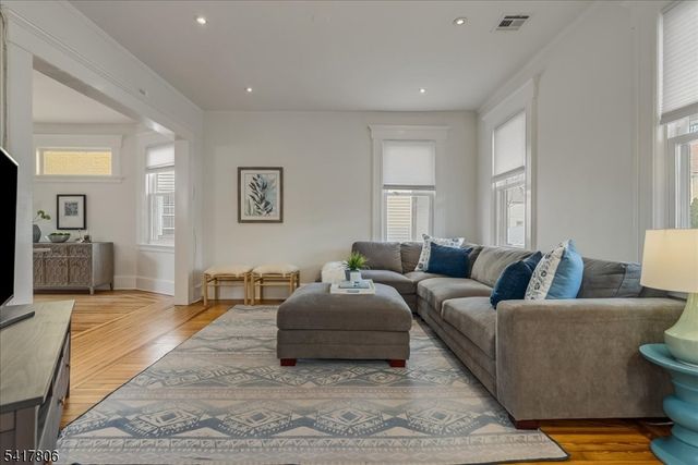 235 Waverly Pl, South Orange Village Twp., NJ 07079