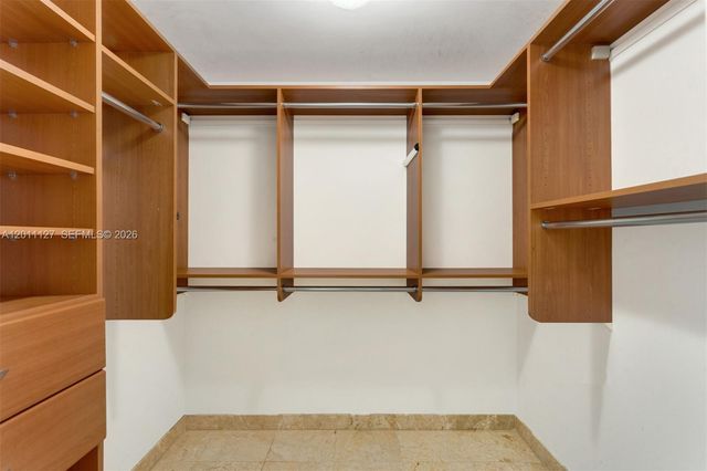 801 Brickell Key Blvd 1503, Miami, FL 33131