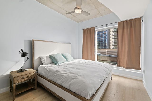 600 12th Ave S Apt 910, Nashville, TN 37203