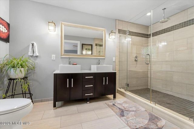 259 Hamiltonian Drive, Middletown, NJ 07701