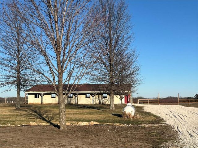 19455 Edgerton Road, Edgerton, KS 66021