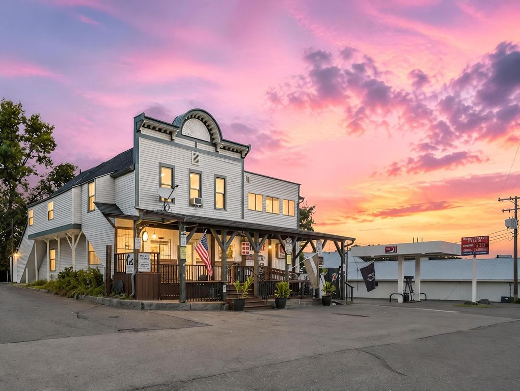 300 Rush Point Drive, Stanchfield, MN 55080 — exterior