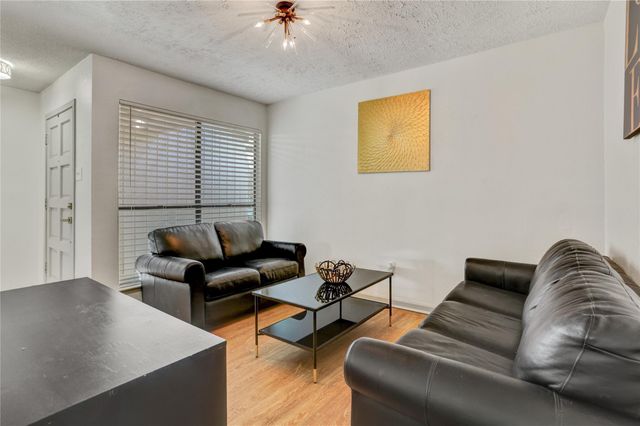 13710 Wood River Drive, Houston, TX 77085