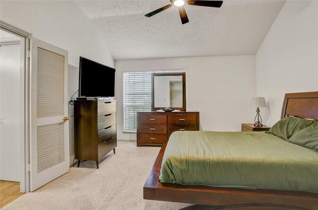 13710 Wood River Drive, Houston, TX 77085