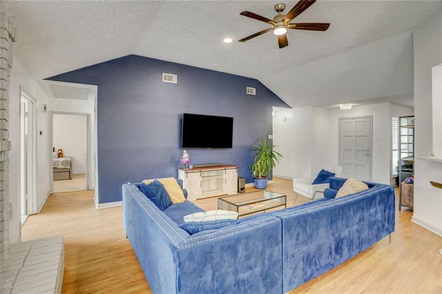 13710 Wood River Drive, Houston, TX 77085