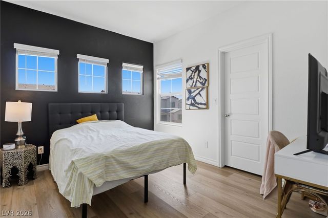 1623 Dakota Group Avenue, North Las Vegas, NV 89084