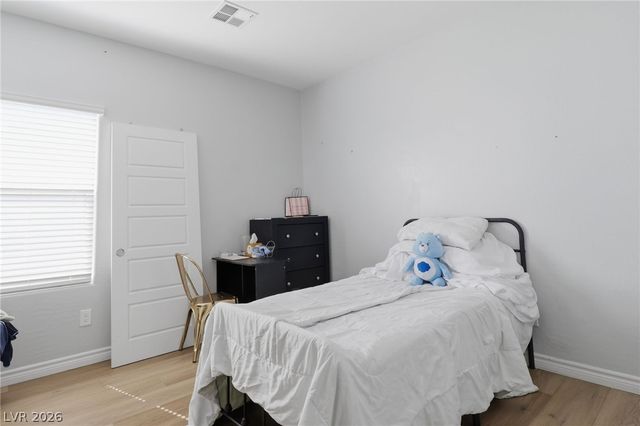 1623 Dakota Group Avenue, North Las Vegas, NV 89084