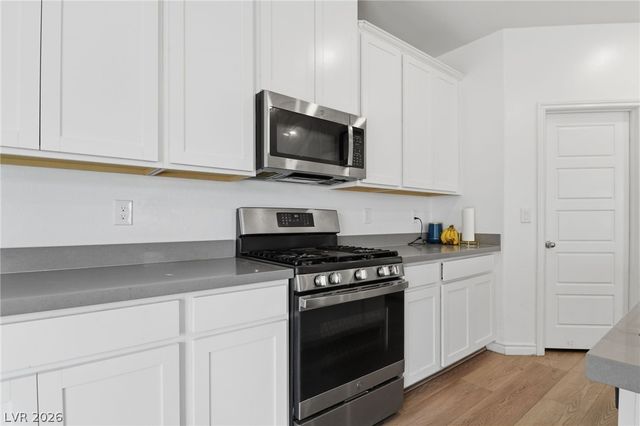 1623 Dakota Group Avenue, North Las Vegas, NV 89084