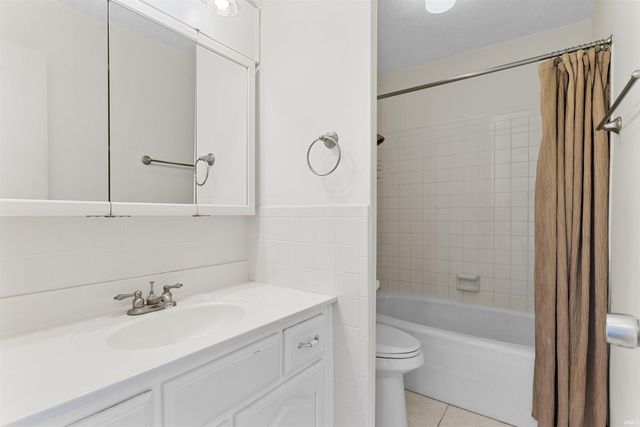 1100 Erie Ave Unit 411, Evansville, IN 47715