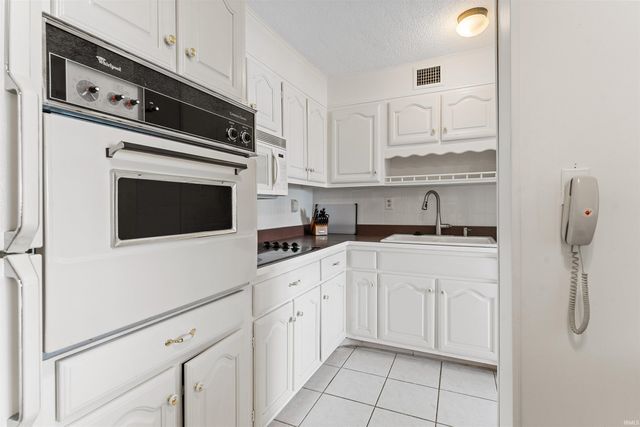 1100 Erie Ave Unit 411, Evansville, IN 47715