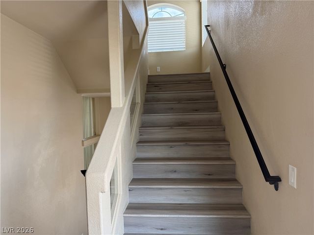 5067 Bootlegger Avenue, Las Vegas, NV 89141