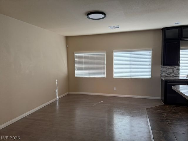 5067 Bootlegger Avenue, Las Vegas, NV 89141