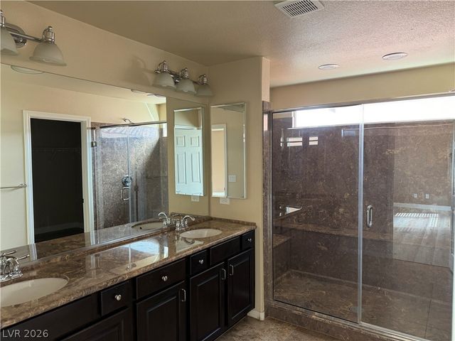 5067 Bootlegger Avenue, Las Vegas, NV 89141