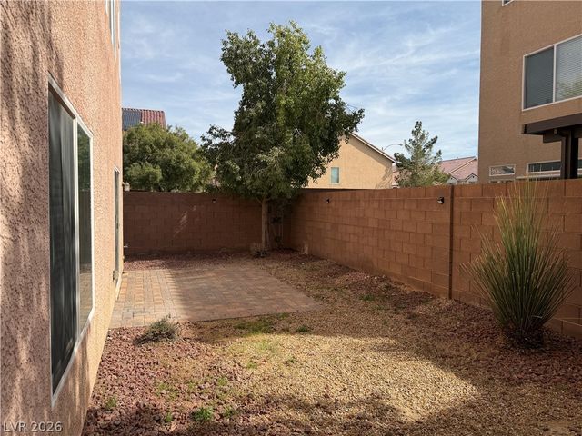 5067 Bootlegger Avenue, Las Vegas, NV 89141