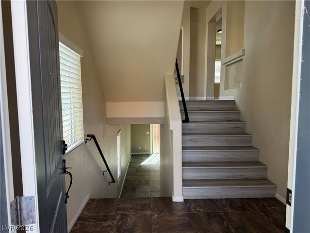 5067 Bootlegger Avenue, Las Vegas, NV 89141