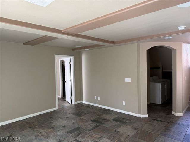 5067 Bootlegger Avenue, Las Vegas, NV 89141