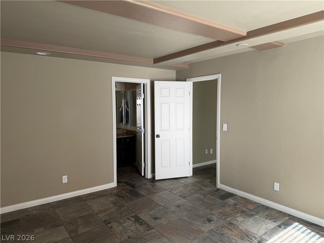 5067 Bootlegger Avenue, Las Vegas, NV 89141