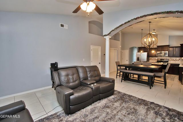 13150 Pocklington Road, El Paso, TX 79928