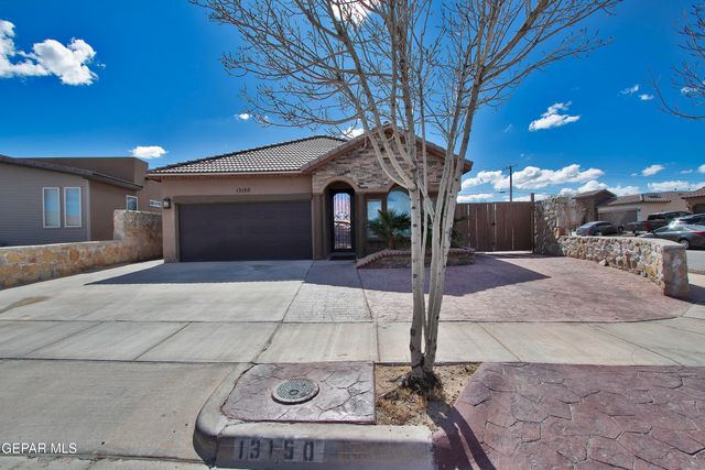 13150 Pocklington Road, El Paso, TX 79928