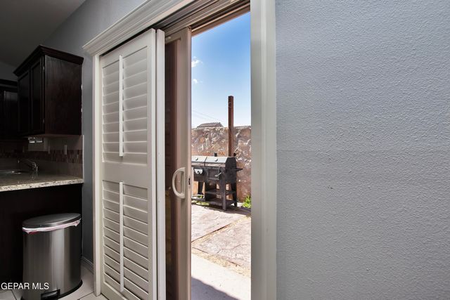 13150 Pocklington Road, El Paso, TX 79928