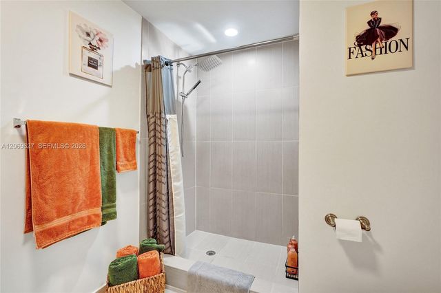 3250 NE 1st Avenue 511, Miami, FL 33137
