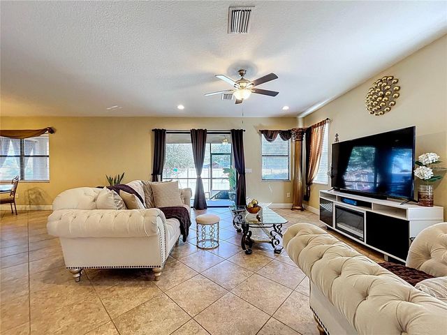 15246 ANGUILLA ISLE AVENUE, Tampa, FL 33647