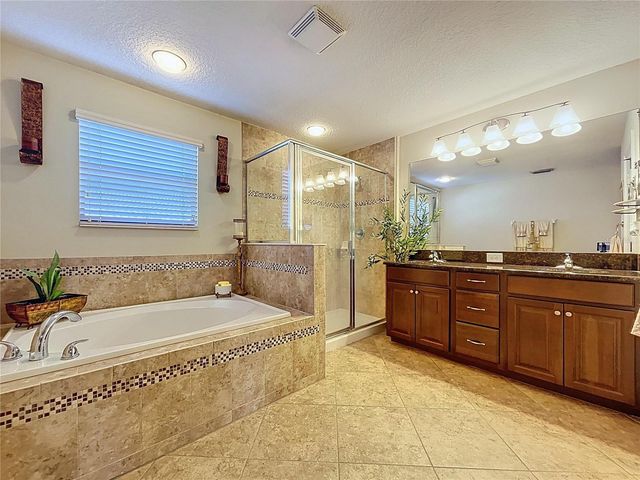 15246 ANGUILLA ISLE AVENUE, Tampa, FL 33647