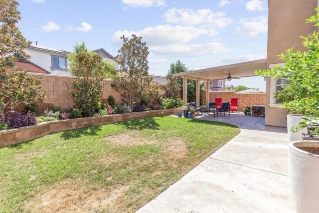 5327 La Bodega, Fontana, CA 92336