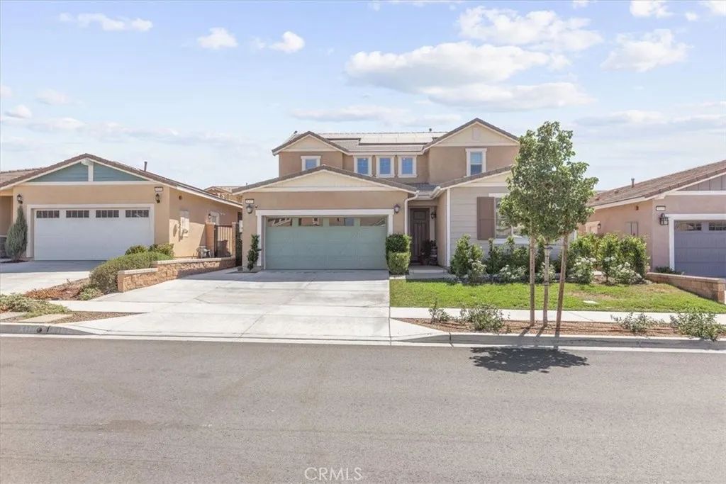 5327 La Bodega, Fontana, CA 92336