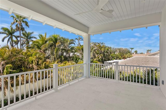 6189 LEELAND STREET S, St Petersburg, FL 33715